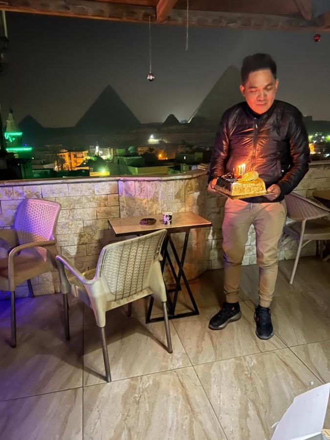 Imhotep Pyramids View Inn Kafret el-Gabal Esterno foto